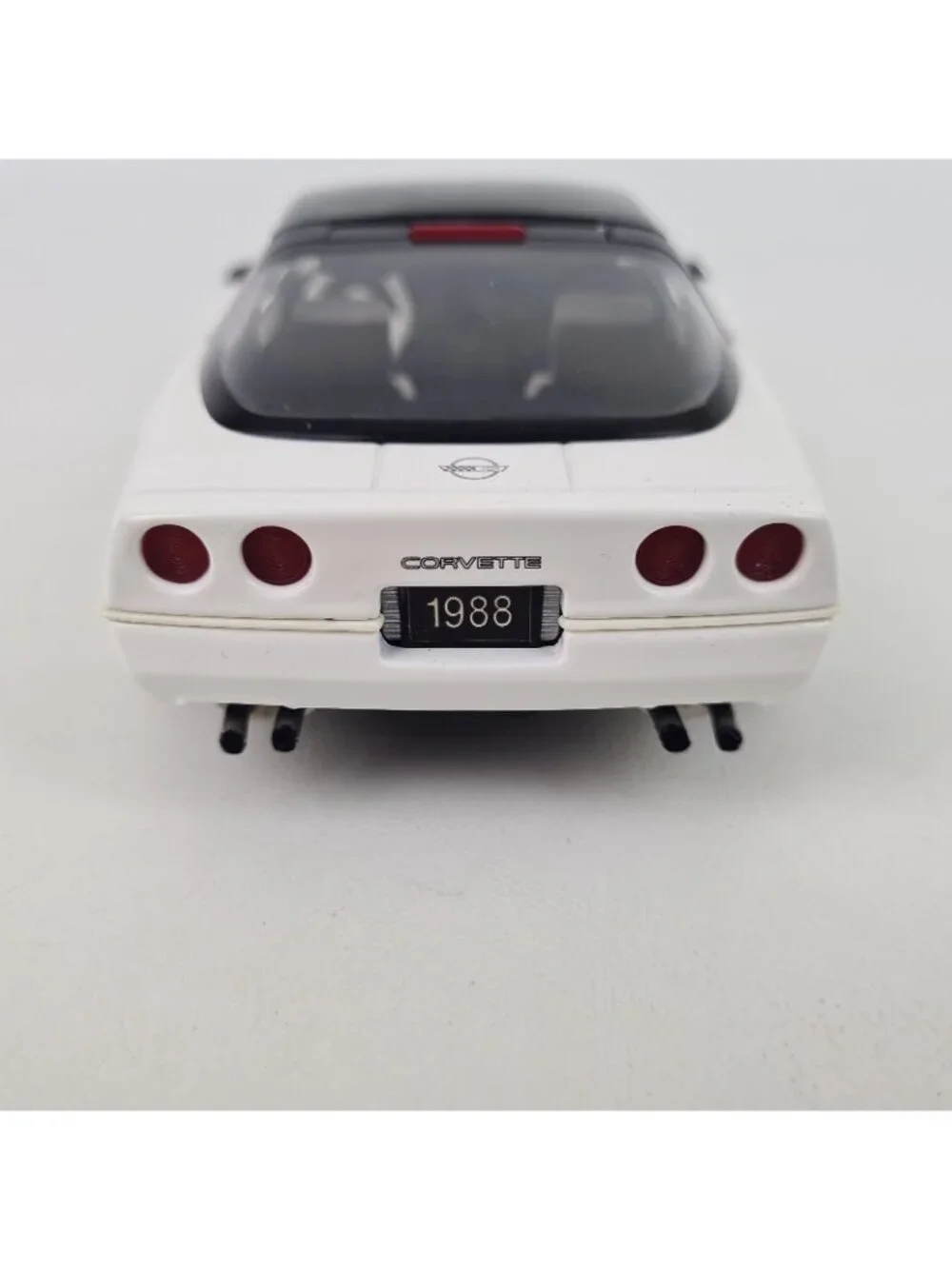 Franklin Mint Precision Models 1988 Chevrolet Corvette 1:24 Die Cast B11TY53